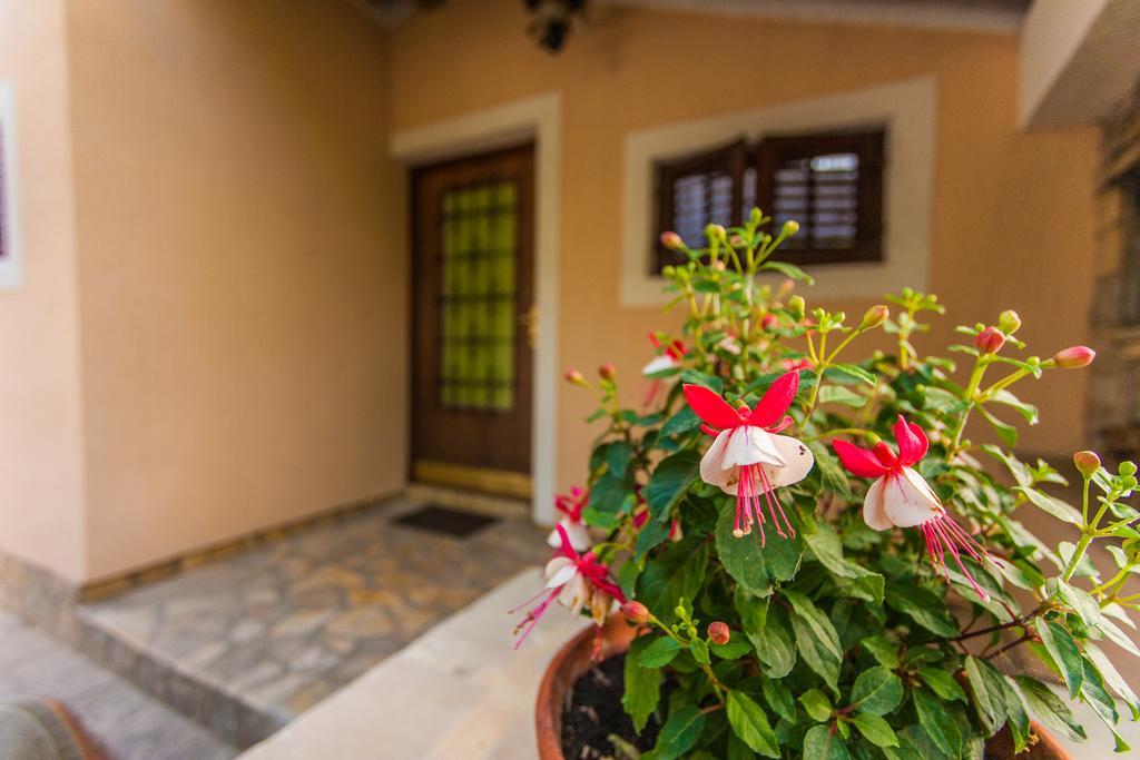 Apartament Andrije Buvine *